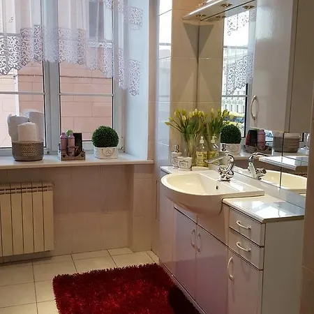 Apartment 4rooms Nezavisimosti 12 *