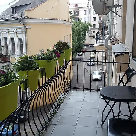 4rooms Nezavisimosti 12 * Mińsk